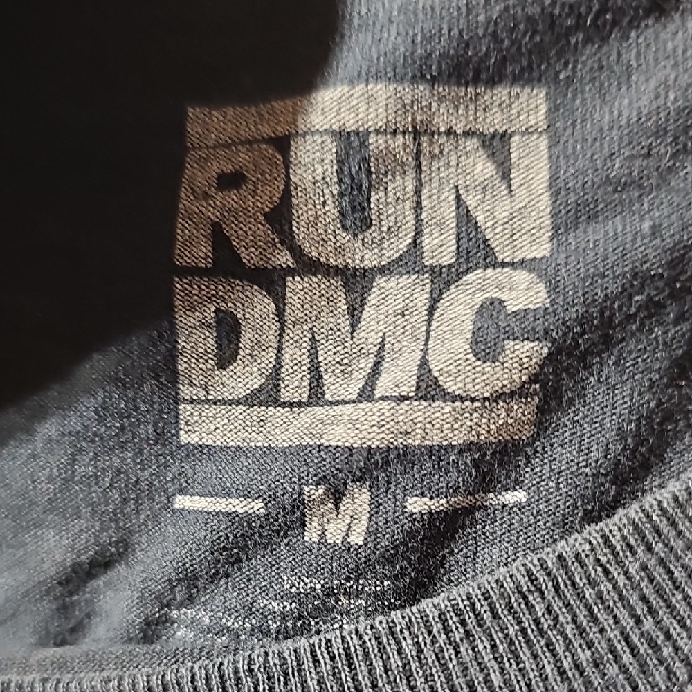 Project RUNWAY Black Graphic Tee - Picture 2 of 3